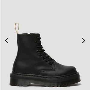 DR. MARTEN JADON VEGAN BOOTS